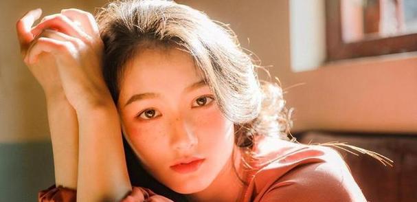 男人眼里哪种女人适合结婚？如何成为理想的结婚对象？-第1张图片-爱昵情感