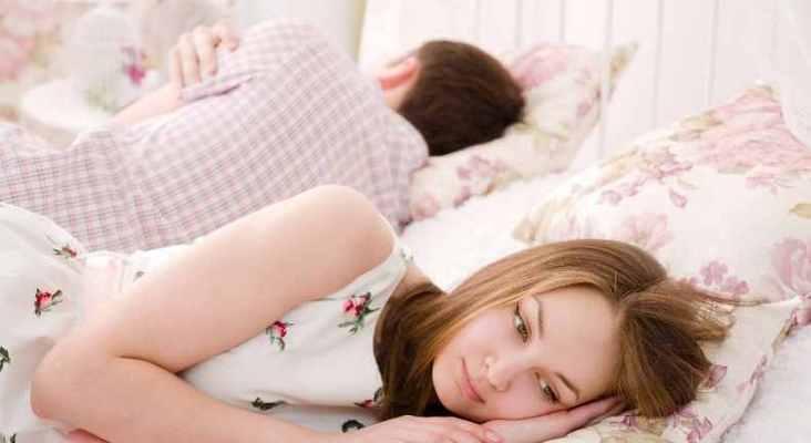 男人出轨前的信号有哪些？如何及时发现并应对？-第1张图片-爱昵情感
