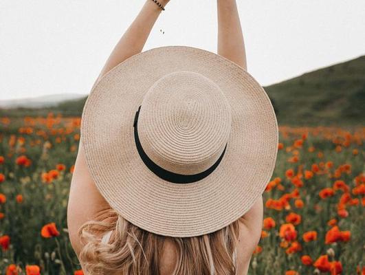 男人一生钟情的6款女人类型是什么？如何理解这些类型背后的情感需求？-第3张图片-爱昵情感