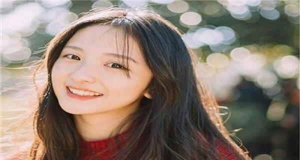 男生暗恋你的六个表现？如何识别他对你有好感？-第3张图片-爱昵情感
