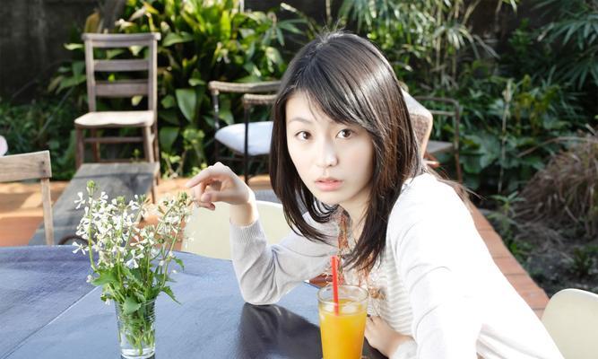分手后女人怎样才能放下？如何快速走出情感阴影？-第1张图片-爱昵情感