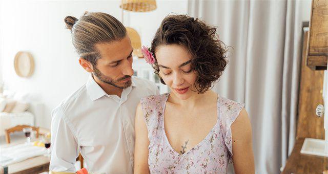 42岁离异男人再婚的标准是什么？如何找到合适的伴侣？-第1张图片-爱昵情感