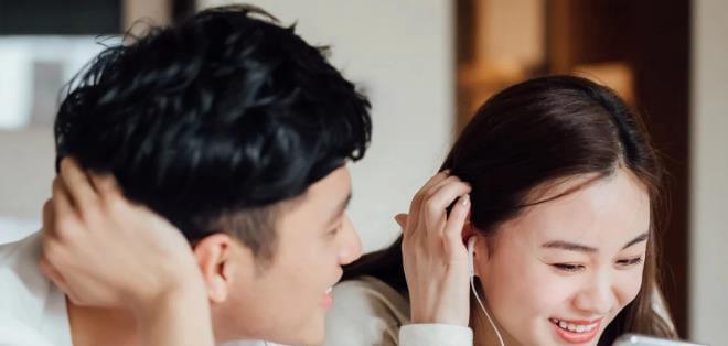如何挽回对老婆造成的伤害？有效沟通和行动是关键吗？-第2张图片-爱昵情感