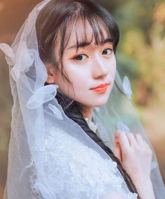 婚纱选购指南：如何挑选合适的婚纱以挽回爱情？-第1张图片-爱昵情感