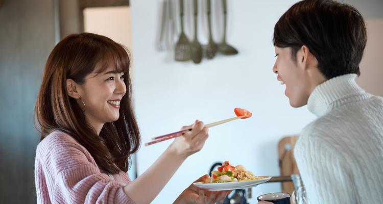 如何挽回冷战中的女朋友？有效沟通和道歉的策略是什么？-第2张图片-爱昵情感