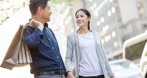 如何让男友和他老婆离婚？这是道德问题还是情感困扰？-第1张图片-爱昵情感