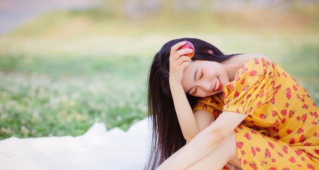 女生暗恋男生的10个表现是什么？如何识别这些微妙的信号？-第1张图片-爱昵情感
