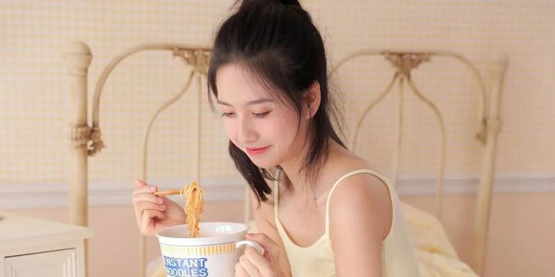 朋友圈二次吸引如何操作？挽回男友的高效方法是什么？-第3张图片-爱昵情感