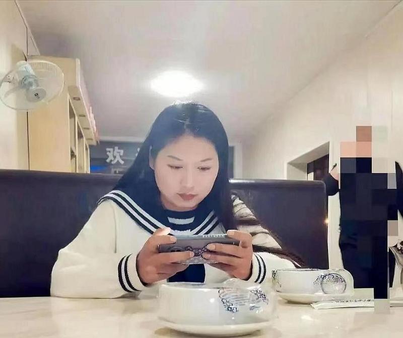 和网恋男友吵架了怎么办？如何有效沟通解决问题？-第1张图片-爱昵情感