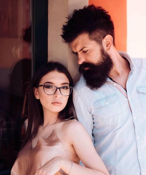 恋爱秘籍使你变成男人眼里的必娶女人！如何实现？-第1张图片-爱昵情感