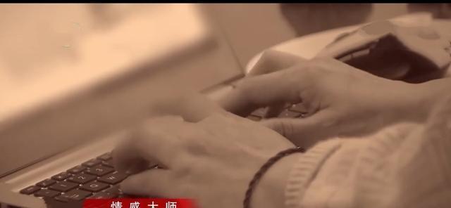 一心求和，挽回前任的秘诀（用真心与行动重燃爱情的火花）-第1张图片-爱昵情感