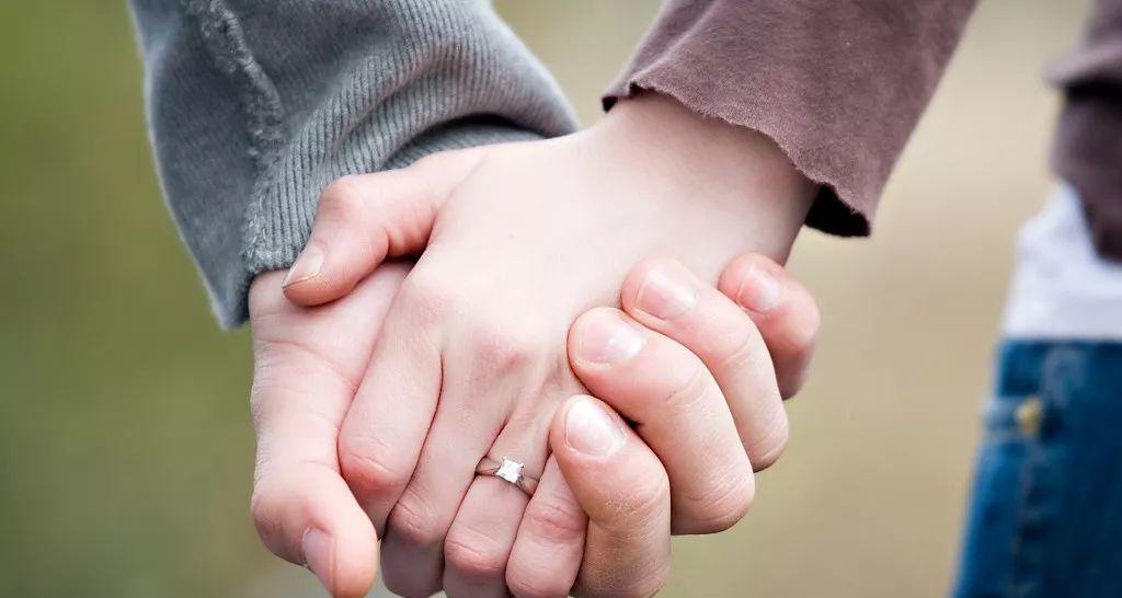 离婚冷静期如何挽回爱情？有效策略有哪些？-第1张图片-爱昵情感