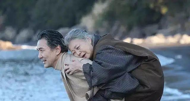 父母吵架母亲离家出走了怎么办？如何处理家庭危机？-第2张图片-爱昵情感