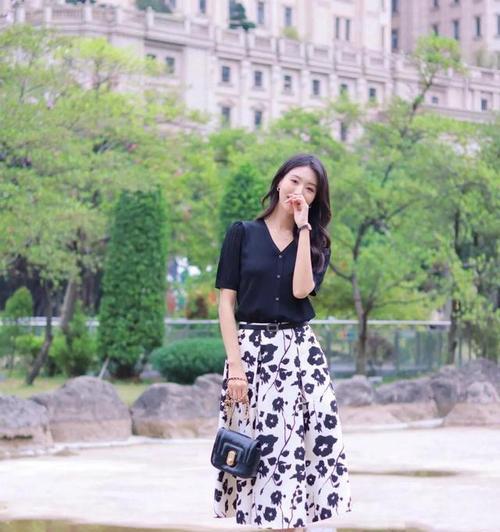 女人如何提升气质？日常习惯和穿搭技巧有哪些？-第3张图片-爱昵情感